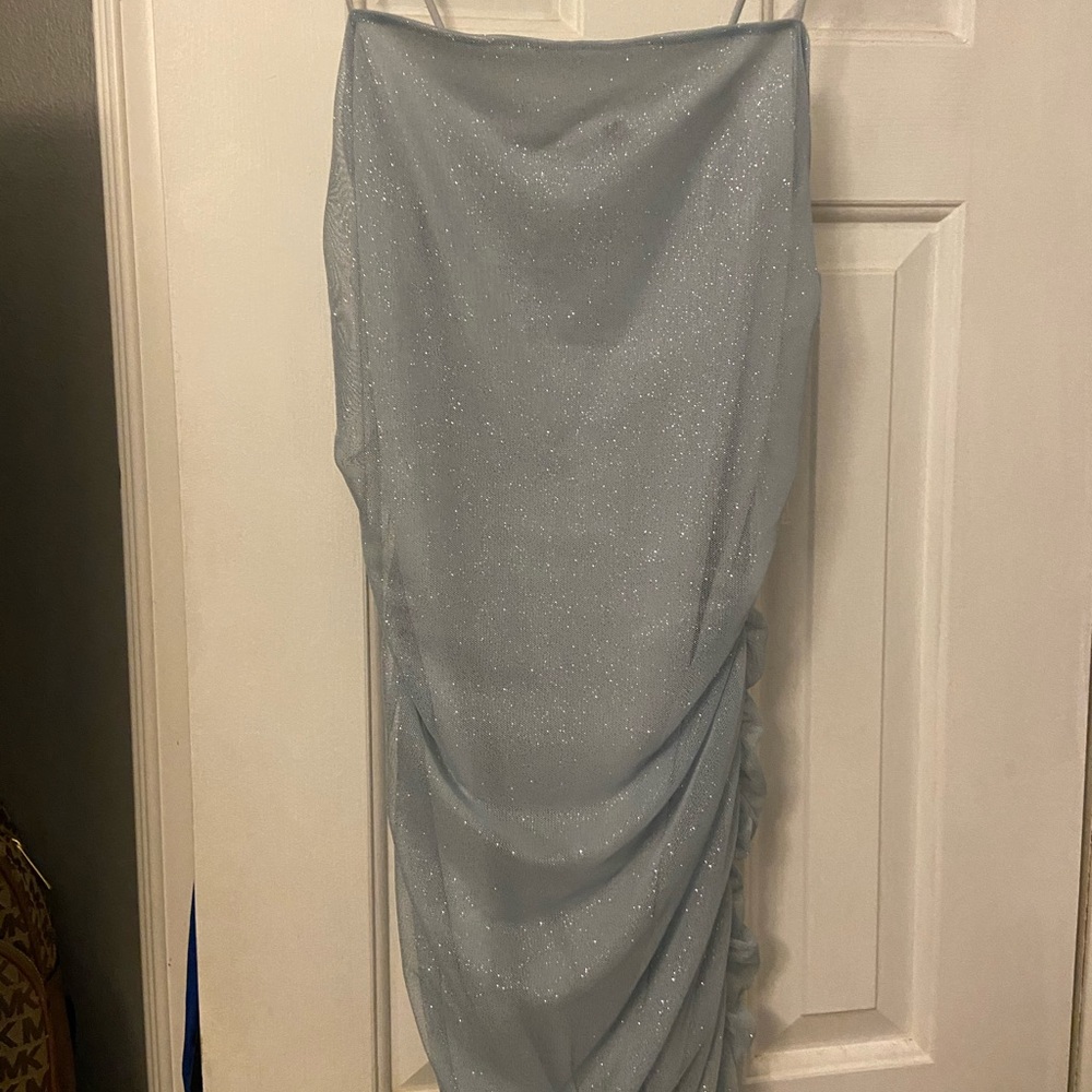 never worn - Picture 2 of 2